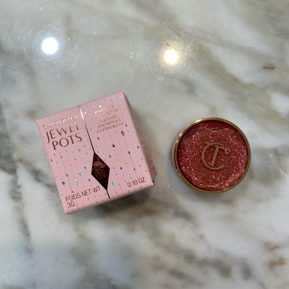 Charlotte Tilbury Jewel Pots in Pillow Talk